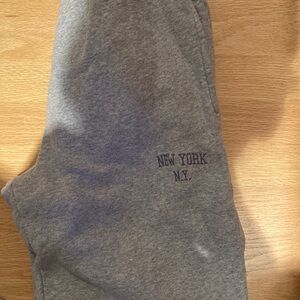 New York my brandy Melville sweatpants